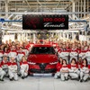 アルファロメオのSUV『トナーレ』が生産10万台達成