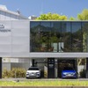 アウディがラウンジ付きEV充電施設を東京・芝公園にオープン