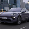 車載ディスプレイで「U-NEXT」が視聴可能になったポルシェ『マカン』