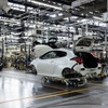 組立工程 足廻り搭載工程（GRファクトリー）