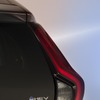 トヨタ アイゴX ハイブリッド