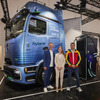 ダイムラートラックとDHLが提携、メルセデスベンツの新型電動トラック導入へ