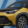 「GRスポーツ」がトヨタ最小SUV『アイゴX』にも登場！ 斬新ツートーンの“ヤル気”HVコンパクト