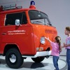 ポルシェ博物館の緊急車両をテーマにした無料の子供向け夏季プログラム「Porsche 4Kids」