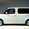 日産『キューブ』、5月に3列シート7人乗を追加?