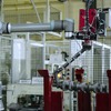 豊田自動織機、協働ロボット「UR10e」導入…重量物搬送を自動化 画像
