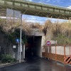 制限1.5m、亀戸駅東側。駅は左手