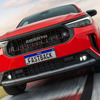 「ブラジル最速SUV」がエクステリア刷新！『ファストバック・アバルト』は約470万円から