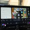 ディスプレイオーディオを自身のスマホを操作するように使用できる