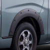 日産 キャラバンの「SOTOASOBIパッケージ」、JAOS製フェンダーガーニッシュ採用