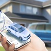 スマホアプリで住まいと車のセキュリティを同時管理、三井住友海上ら3社が世界初のサービス共同開発