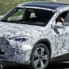 より高級に！ 人気SUV、メルセデスベンツ『GLA』の次期型プロトタイプが出現