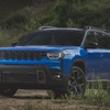 ジープ初の1.6リットルターボハイブリッド搭載、SUV『チェロキー』新型が四角い新デザインで登場