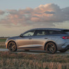 BYDが新型PHEVワゴンを欧州初公開、エンジン併用で航続1300km以上…IAAモビリティ2025