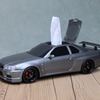 R34スカイラインGT-R型ウェットティッシュケース、新色ガンメタリックシルバー発売