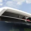 リアスポイラーを塗り分けてカメラ装着部分をつや消し黒にしたことでカメラがより目立たなくなっている