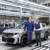 BMW「ノイエクラッセ」最初のモデル、『iX3』新型は10月末から量産開始