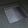 システムをコントロールするDSPにはヘリックスのDSP URTRAを用いる。フロアボードへの取り付けも上質で美しい。