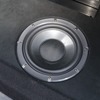 サブウーファーにはダイヤトーンのSW-G50を用いる。低音のスピード感や量感をしっかり引き出すための取り付けが施された。