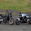 ホンダ『CB1000ホーネット』（左）と『CB1000F Concept』（右）