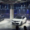 BMWグループがハンガリー・デブレツェンに建設した最新工場を開所