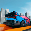 新型メルセデスベンツ『CLA』のアート作品。実物大「Hot Wheels」に