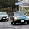 続々と早朝の車山高原に集まる参加車両