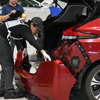自動車工職種の高尾 翔太選手