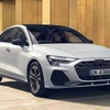 アウディA3セダン40 TFSI quattro