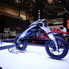 ヤマハ MOTOROiD:Λ(ジャパンモビリティショー2025)