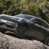 ポルシェ『カイエン』次期型のEVプロトタイプ