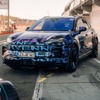 ポルシェ・カイエン次期型のEVプロトタイプ