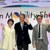 俳優 小林涼子氏（左）、ドルビージャパン株式会社日本法人社長（兼）東南アジア・大洋州統轄 大沢 幸弘氏（中央）、自動車ジャーナリスト 佐藤耕一氏（右）