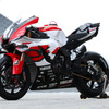 70周年記念カラーのヤマハ YZF-R1