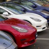 テスラ株価が小幅安、安全当局が「モデル3」の調査を実施へ 画像