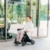 免許不要の近距離モビリティ「WHILL」