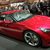 FT-86。スポーツカーの展示ブースには若者も多く訪れていたが…（東京モーターショー09）