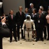 英ウインザー城を訪問したASIMO（アシモ）