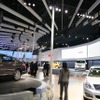 日産ブースはシンプルモダン