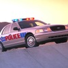 パトカー発注はぜひうちに、とGM、クライスラー