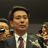 臨時閣議後に取材に応じる前原国交相（6月2日・国交省内で）　撮影＝中島みなみ