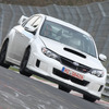 ニュルブルクリンクを走るインプレッサ WRX STI 4ドア