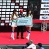 予選ベストラップの賞金10万ドルをもらったカストロネベス選手