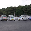 EVクラスに参加した3車種5台。左からZEVEX青ミゼットII EV、ZEVEX白ミゼットII EV、ZEVEX三菱i-MiEV・三菱i-MiEV・T.M.WORKS-REVA。それぞれがWエントリーで選手は10名だった。