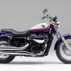 VT750S (パールヘロンブルー)