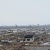 津波で壊滅的な被害を受けた海沿いの街（宮城県山元町付近）