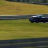 フェラーリ 458イタリア を従えて走るキャデラック CTS-Vクーペ（動画キャプチャー）