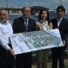 安楽岡一雄・館林市長も姿を見せた（呉・国際航業HD社長左）