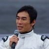 モータースポーツジャパン2011に登場した佐藤琢磨。ホンダのスーパーGTマシン『HSV-010』を初ドライブするサプライズも。