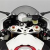 BMW S1000RRをフルモデルチェンジ---高感度のレスポンス